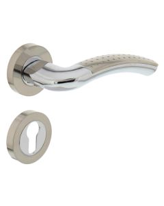 INTERSTEEL Deurkruk 1688 Sharon op rond rozet 7mm nokken met profielcilindergat plaatjes chroom/nikkel mat