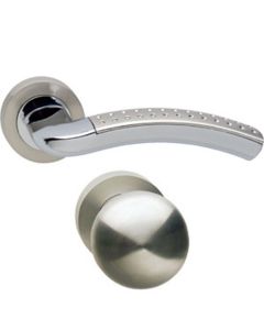 INTERSTEEL Wisselgarnituur rechts 1688 Sharon op rond rozet 7mm nokken met PC plaatjes chroom/nikkel mat