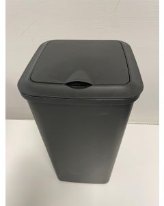 015740 Prullenbak 24 ltr zwart